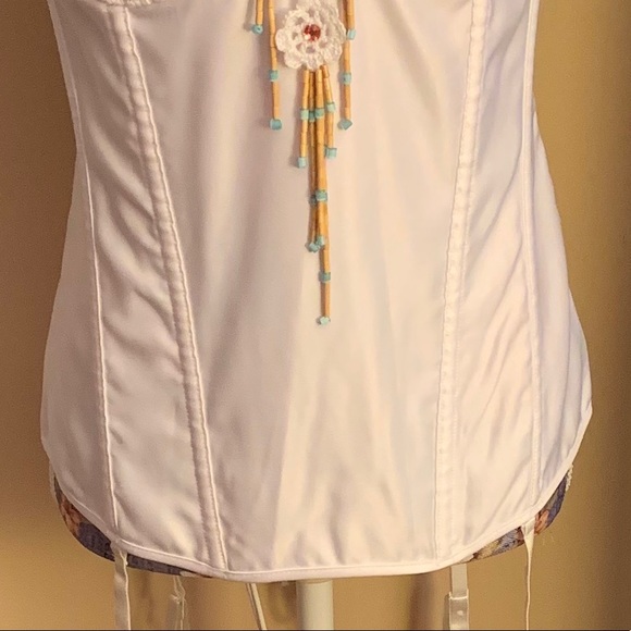 NWOT White satin crochet halter corset - Picture 3 of 7